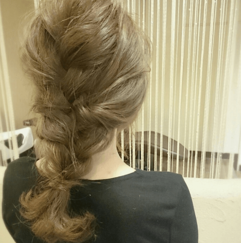 簡単ラフ！三つ編みヘアアレンジtop