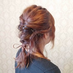 今っぽい♡レザー紐で作るくるりんぱアレンジ ヘアアレンジ ミディアムヘア