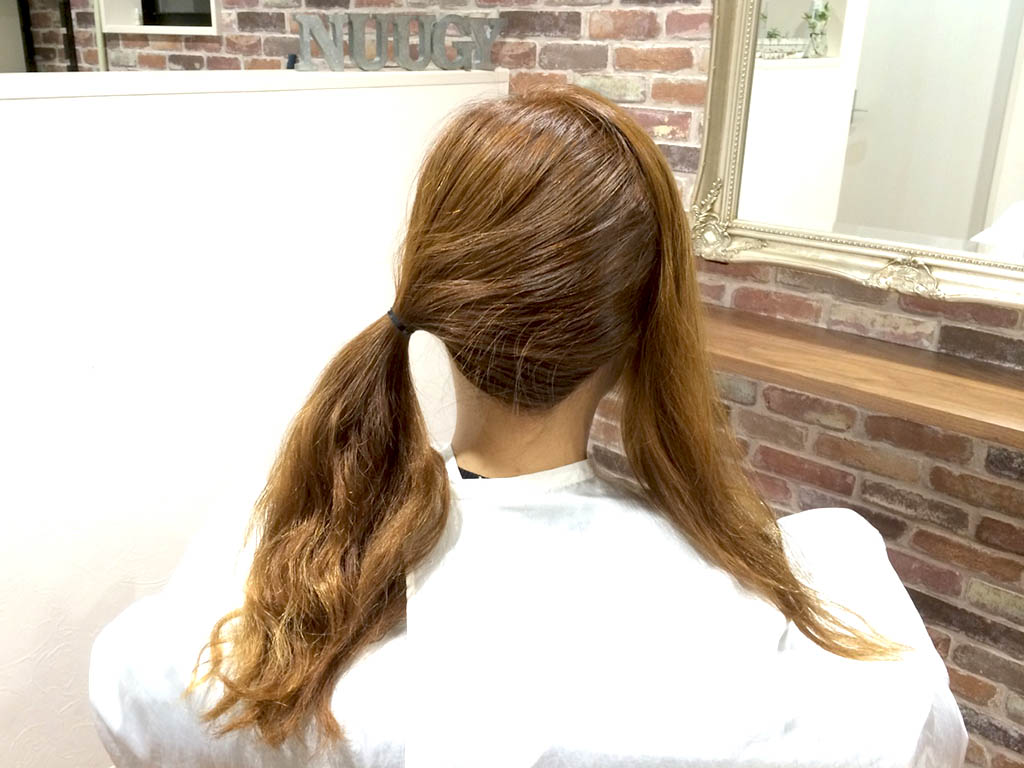 派手過ぎない♡ちょい足しおしゃれサイドシニヨン1