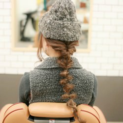 ニット帽との相性抜群!ぼこぼこダウンスタイル☆ ヘアアレンジ ロングヘア