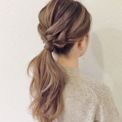 こなれたお洒落感がたまらない！万能ローポニテ　ヘアアレンジ　ロングヘア
