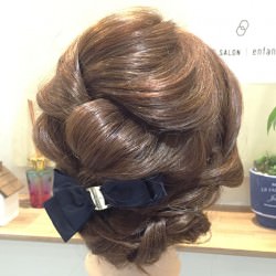 タートルネックにぴったり☆お洒落可愛いアップヘア　ヘアアレンジ　ミディアムヘア