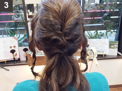 ミディアムヘアでも出来る!万能ゆるふわまとめ髪♪3