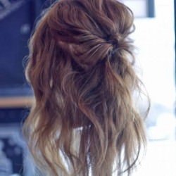 どんなシーンにも合う☆簡単マンネリ防止ハーフアップ ヘアアレンジ ミディアムヘア