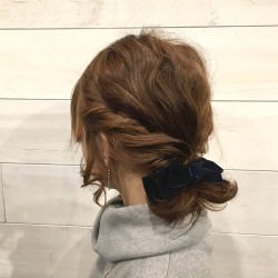 くるりんぱとねじり編みで簡単ハーフアップ　ヘアアレンジ　ショートヘア