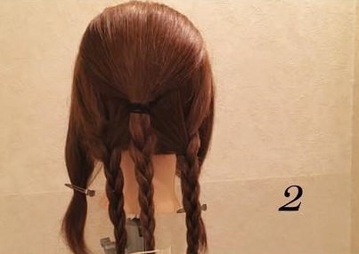 お花のヘアアクセがピッタリ♡編み下ろしアレンジ２