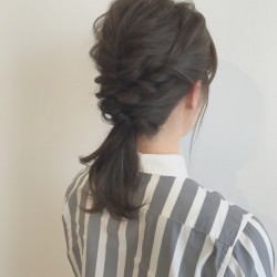 ヘアゴムだけで超簡単!くるりんぱで作るポニーテール♪ ヘアアレンジ ミディアムヘア