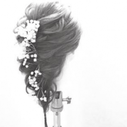 造花が可愛い♪シンプルくるりんぱ ヘアアレンジ ミディアムヘア