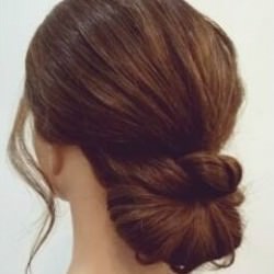 難しいテクなし!不器用さんでも簡単なお手軽シニヨン ヘアアレンジ ミディアムヘア