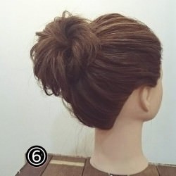 Uピンをうまく使うのがポイント☆定番のお団子ヘアアレンジ ヘアアレンジ ミディアムヘア