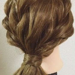 可愛いもキレイも欲張りたい!スッキリ大人なポニーテール ヘアアレンジ ミディアムヘア