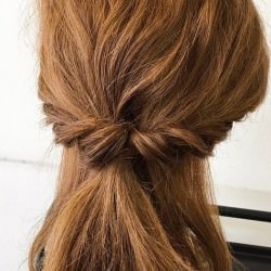 結び目がみえない!おしゃれハーフアップ☆ ヘアアレンジ ミディアムヘア