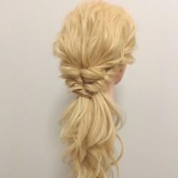 ヘアピンいらず！くるりんぱで作る簡単ハーフアップ♪　ヘアアレンジ　ロングヘア