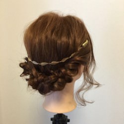 海外セレブに学ぶ「ギブソンタック」☆ ヘアアレンジ ミディアムヘア