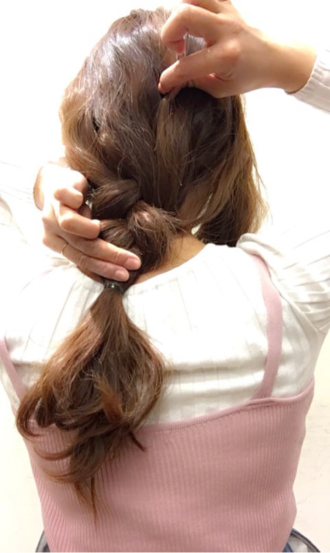 可愛くまとまる!三つ編みダウンアレンジ5