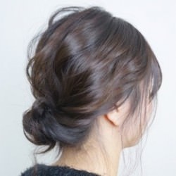 簡単♪カジュアルなまとめ髪 ヘアアレンジ ミディアムヘア