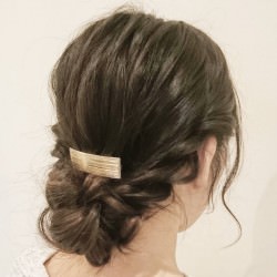初級編 ロングヘアのおだんご 忙しい朝でも簡単ヘアアレンジ 初級編 ロングヘアのおだんご 忙しい朝でも簡単ヘアアレンジ