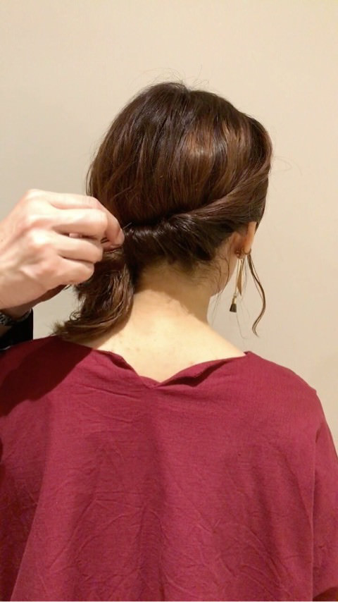 ミディアムヘアのねじねじアップアレンジ♪2