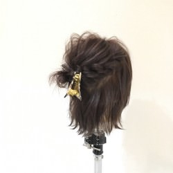 ふんわりツイストハーフアップ♡　ヘアアレンジ　ショートヘア