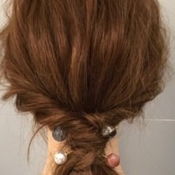 ゆったり感がかわいい♪ルーズなローシニヨンアレンジ ヘアアレンジ ロングヘア