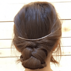 三つ編みで上品に♪大人のまとめ髪 ヘアアレンジ ロングヘア