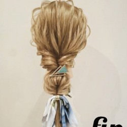 ヘアアクセ映えする二段階くるりんぱ♪ ヘアアレンジ ロングヘア