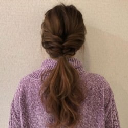 忙しい朝の味方☆ねじるだけの簡単ローポニーテール　ヘアアレンジ　ロングヘア
