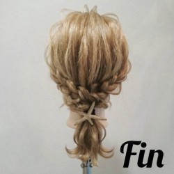 上級者見えする☆三つ編みを使った一つ結び ヘアアレンジ ミディアムヘア
