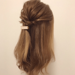 後頭部が美しく見える☆清純ハーフアップ♪　ヘアアレンジ　ロングヘア