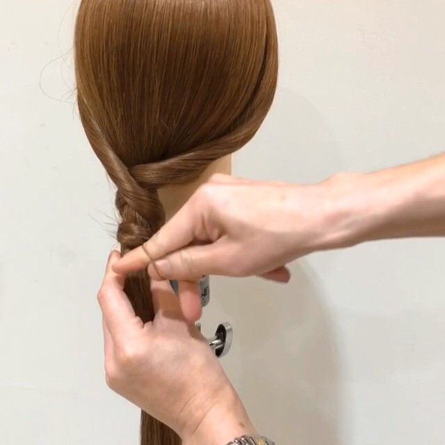 【ヘアゴム3つだけ】ゆらゆら揺れるポニーテールを格上げ☆4