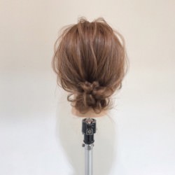よく見かける!話題の巻かなくてもできるルーズなおだんご☆ ヘアアレンジ ロングヘア
