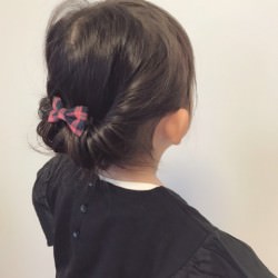スマートカジュアルなドレスコードにぴったり♪ギブソンタックアレンジ☆ ヘアアレンジ 子供