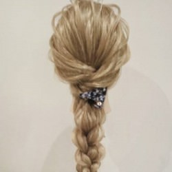 簡単ひと手間♪オシャレな三つ編みアレンジ★ ヘアアレンジ ロングヘア