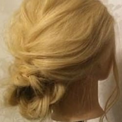 寝坊した!そんな日にオススメの簡単シニヨン☆ ヘアアレンジ ロングヘア