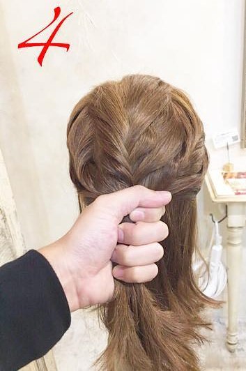 二つ編みで出来る♪ショートヘアだからこそ可愛いこなれハーフアップ4