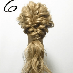 お呼ばれヘアにぴったり!豪華ポニーテール ヘアアレンジ ロングヘア