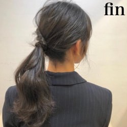 左右非対称がおしゃれ♪ゴム隠しローポニテ　ヘアアレンジ　ロングヘア