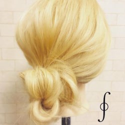 時間がなくても可愛くなれちゃう!魔法のお団子 ヘアアレンジ ロングヘア