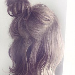 外はねが可愛い♪ゆるふわハーフアップおだんご　ヘアアレンジ　ミディアムヘア