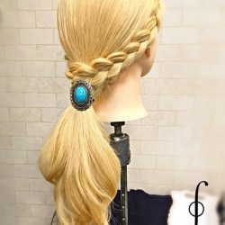 簡単すぎる♪三つ編みローポニー　ヘアアレンジ　ロングヘア