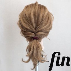 分けて縛るだけ!技ナシ★おしゃれポニー ヘアアレンジ ミディアムヘア