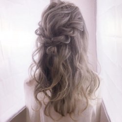 ふわふわ繊細なダウンスタイルアレンジ♡　ヘアアレンジ　ロングヘア