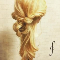 三つ編みおだんごで作る時短ハーフアップ♪　ヘアアレンジ　ロングヘア