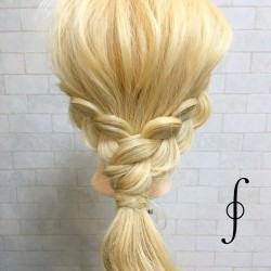 上品な雰囲気♡三つ編み×ローポニーテール　ヘアアレンジ　ロングヘア