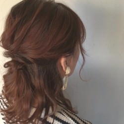 ちょっとひと手間くわえるだけ♪さりげなくお洒落なハーフアップ　ヘアアレンジ　ミディアムヘア