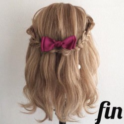 ヘアアクセサリーが映える♡ガーリーなハーフアップアレンジ ヘアアレンジ ロングヘア