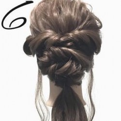 人と被りにくいのが◎シンプルだけど可愛いねじりローポニー♥　ヘアアレンジ　ロングヘア