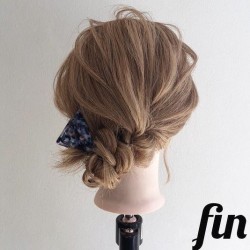 初級編 ミディアムヘアのまとめ髪 忙しい朝でも簡単ヘアアレンジ ヘアレシピ 頭美人 初級編 ミディアムヘアのまとめ髪 忙しい朝でも簡単ヘアアレンジ ヘアレシピ 頭美人