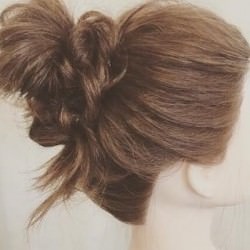 こなれ感が魅力♪大人っぽいお団子アレンジ ヘアアレンジ ロングヘア