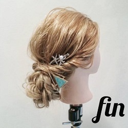 初心者でも簡単☆三つ編みとくるりんぱでできるまとめ髪アレンジ ヘアアレンジ ミディアムヘア